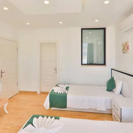 Saribelen 2 Bedroom Secluded With Private Pool Hot Tub Вилла *