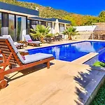 Saribelen 2 Bedroom Secluded With Private Pool Hot Tub Villa *