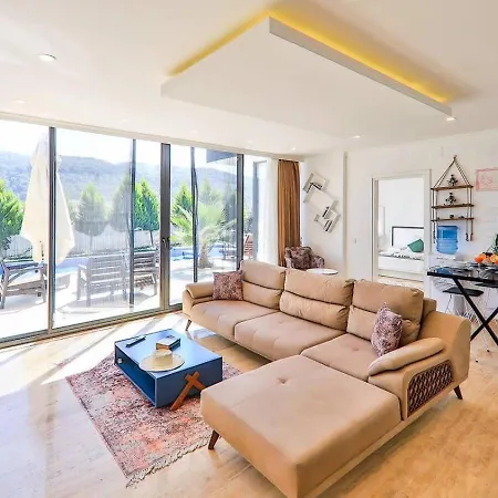 Saribelen 2 Bedroom Secluded With Private Pool Hot Tub