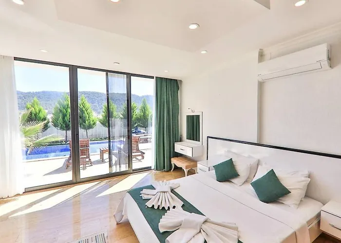 Saribelen 2 Bedroom Secluded With Private Pool Hot Tub *